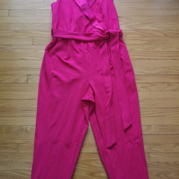 Torrid Fuschia/Magenta Pink Sleeveless Tuxedo Jumpsuit - Picture 2 of 6